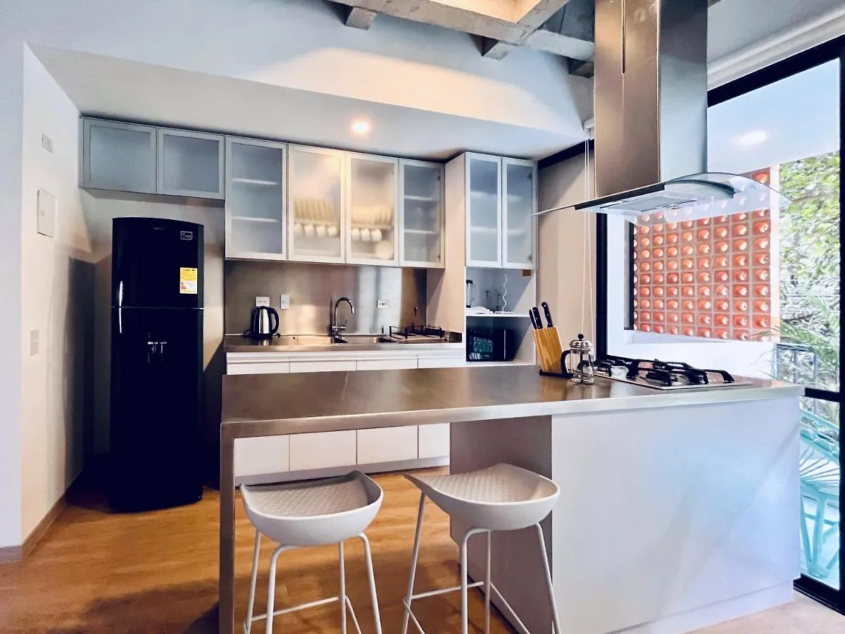 Hojarasca By Wynwood House Aparthotel Medellin