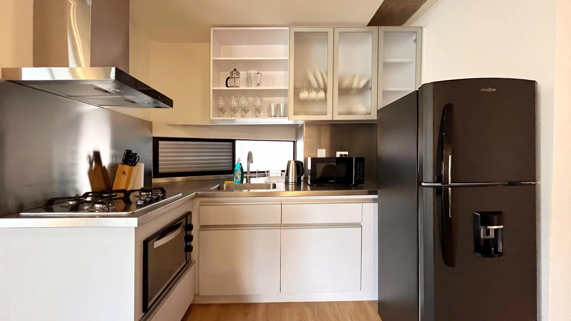 Hojarasca By Wynwood House Aparthotel Medellin