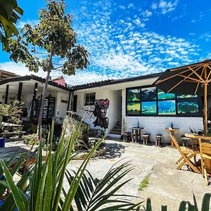 https://el-yarumo-hostel.hotels-bogota.net