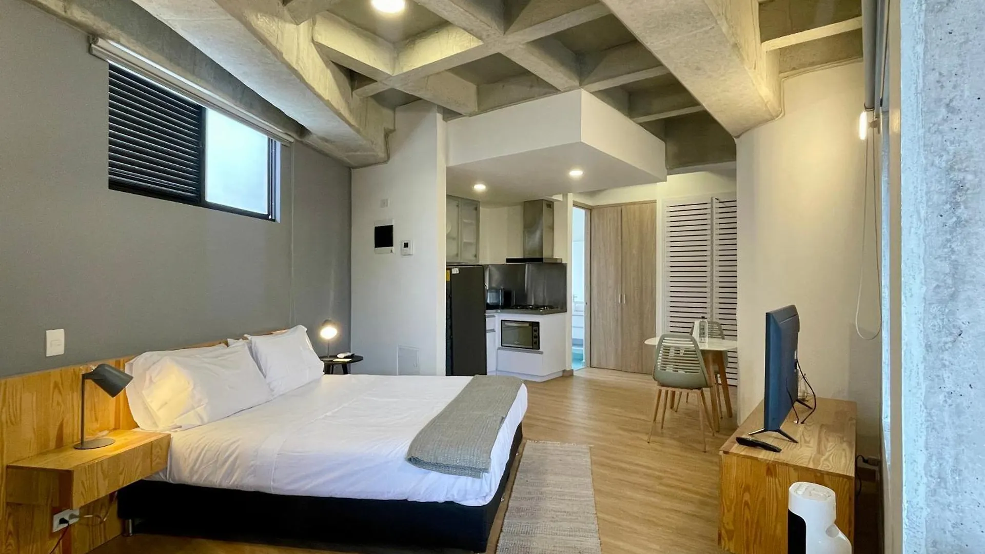 Hojarasca By Wynwood House Aparthotel Medellin