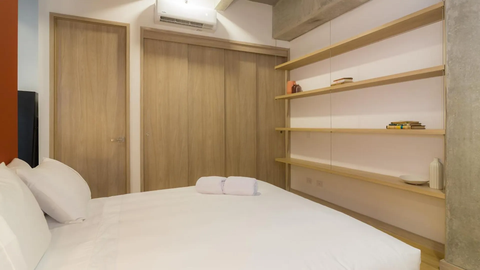 Hojarasca By Wynwood House Aparthotel Medellin