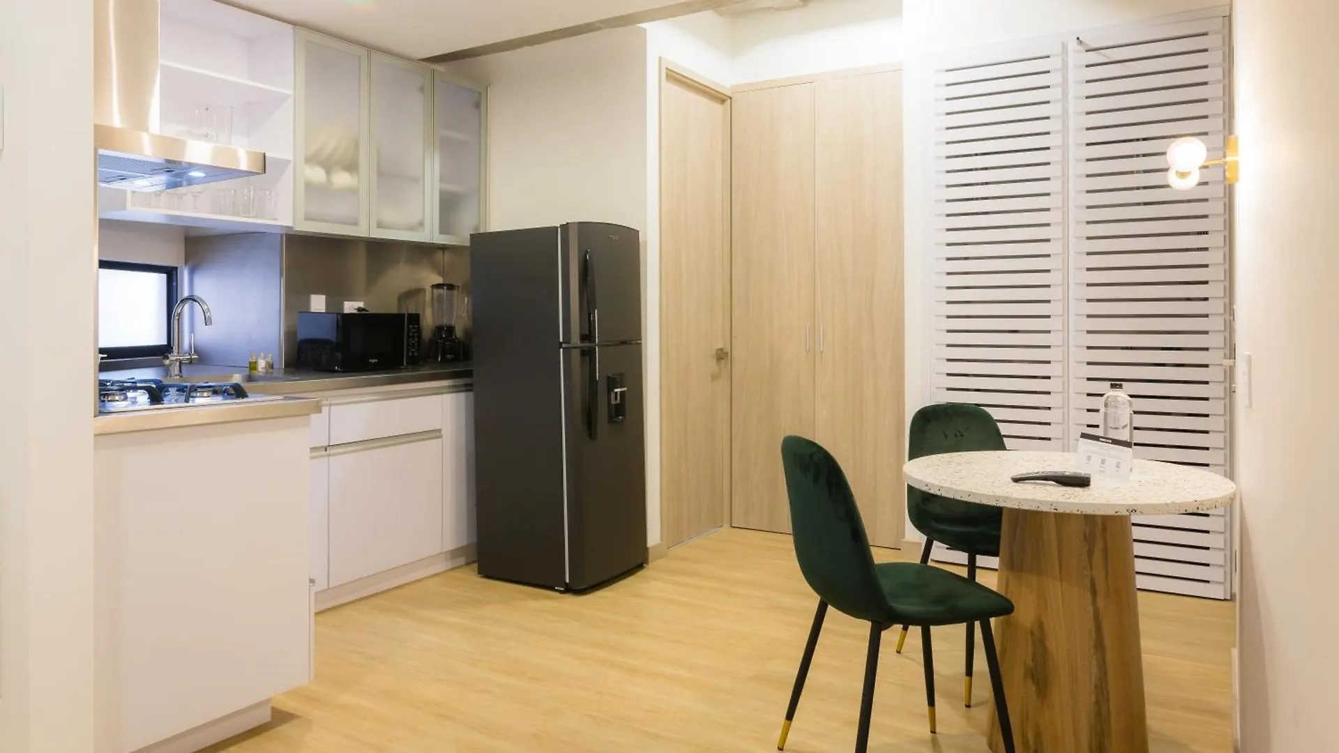 Hojarasca By Wynwood House Aparthotel Medellin