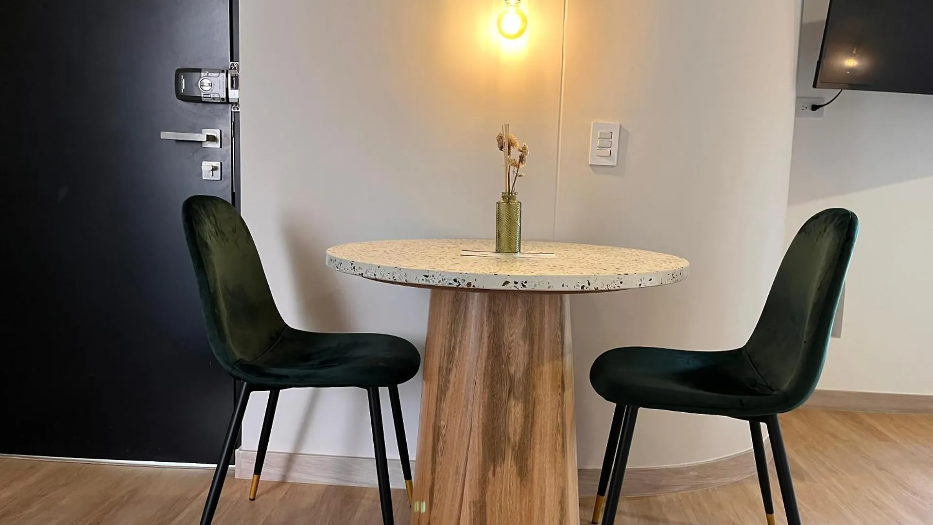 Hojarasca By Wynwood House Aparthotel Medellin Colombia